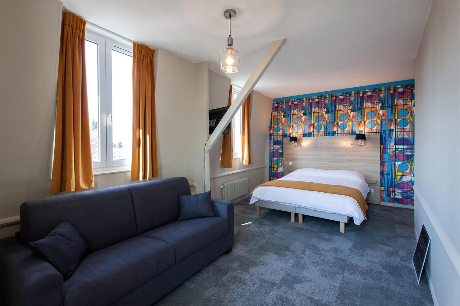 Logis - Hostellerie & Restaurant Du Marche Le Cateau-Cambresis Dış mekan fotoğraf
