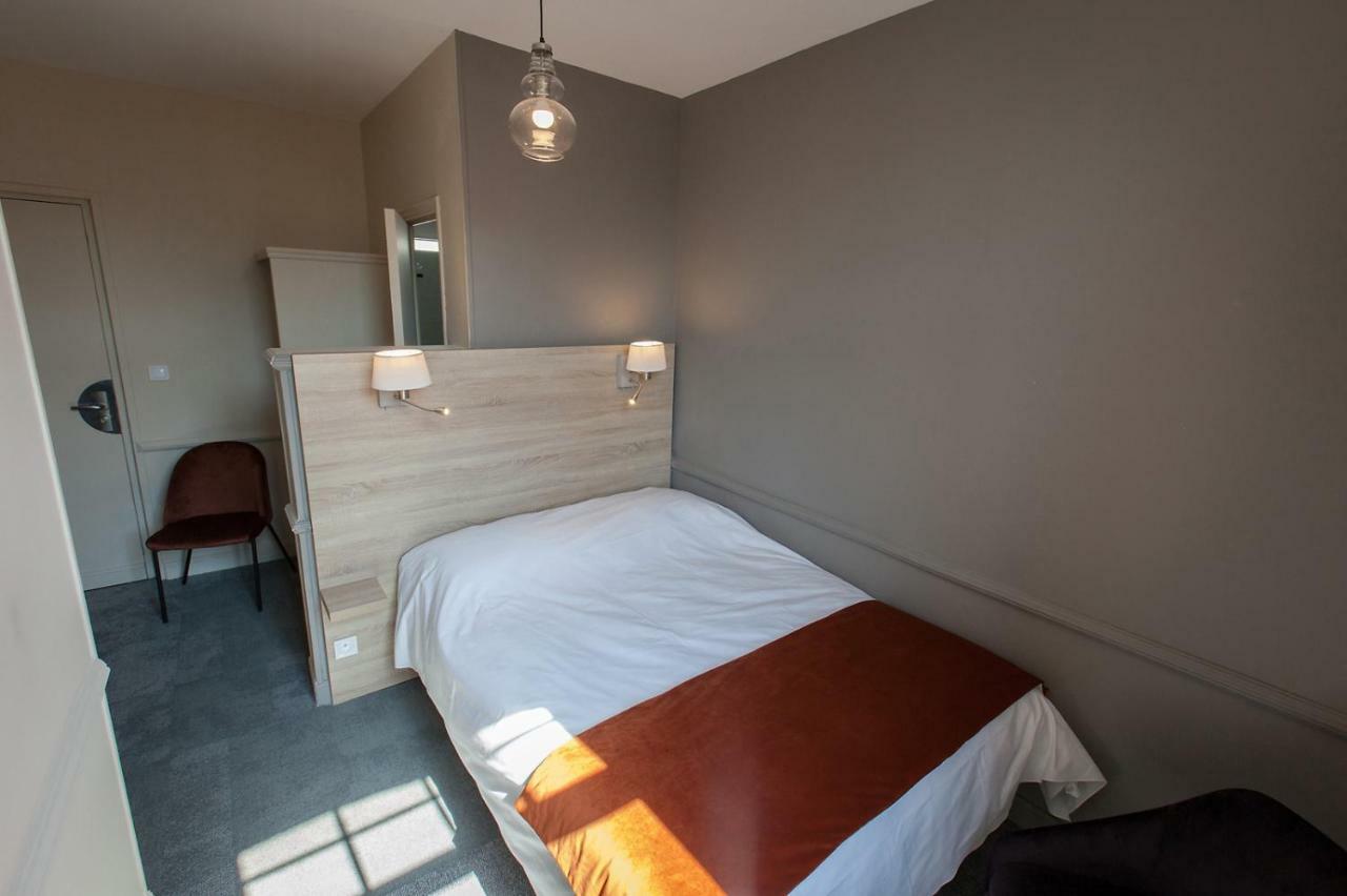 Logis - Hostellerie & Restaurant Du Marche Le Cateau-Cambresis Dış mekan fotoğraf